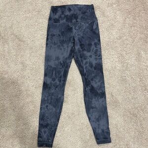 Lululemon align high rise Leggings 28”